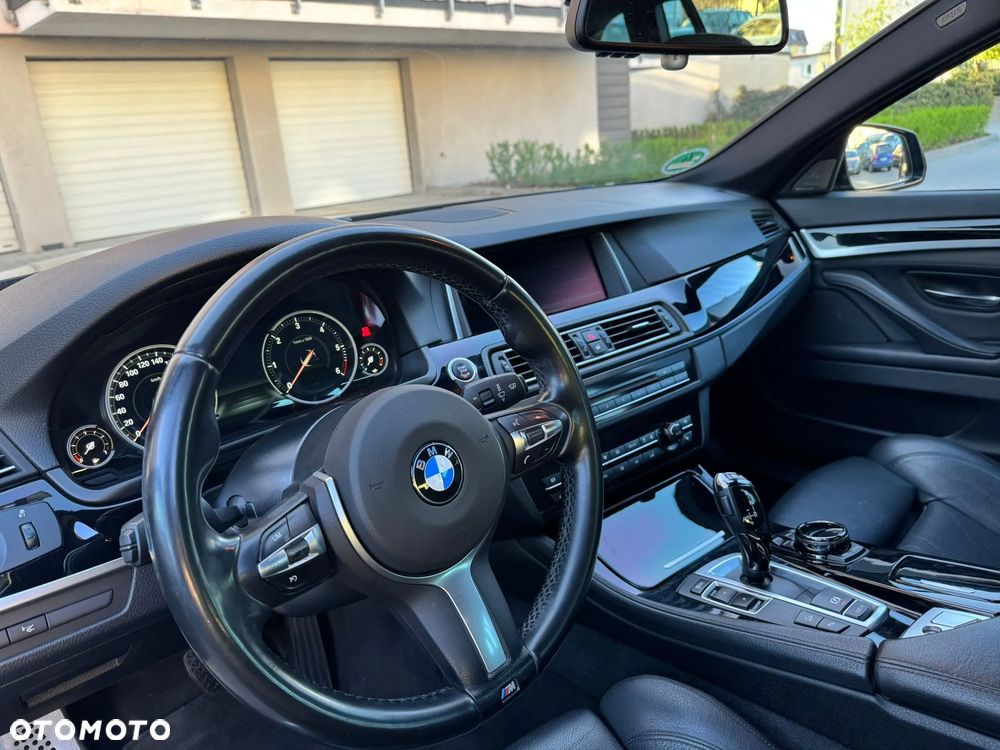 BMW Seria 5 520d xDrive - 3