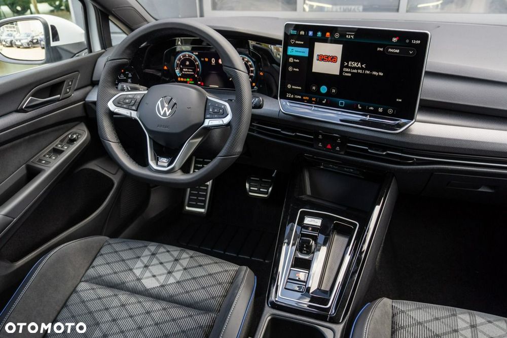 Volkswagen Golf - 19