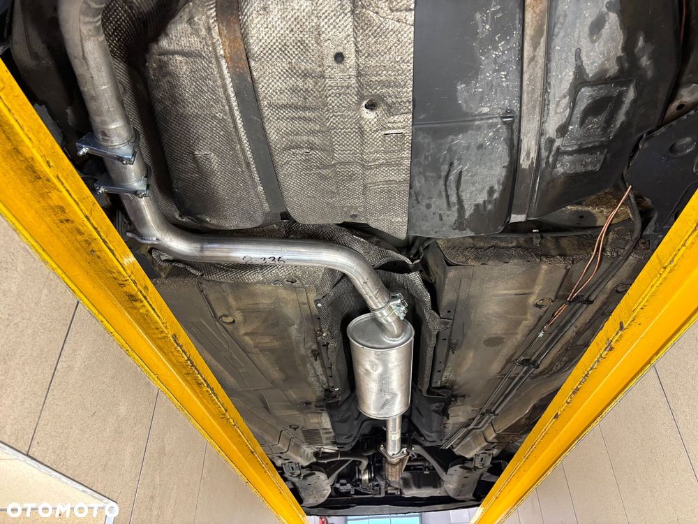 Ford Mondeo 2.0 TDCi Ambiente - 13