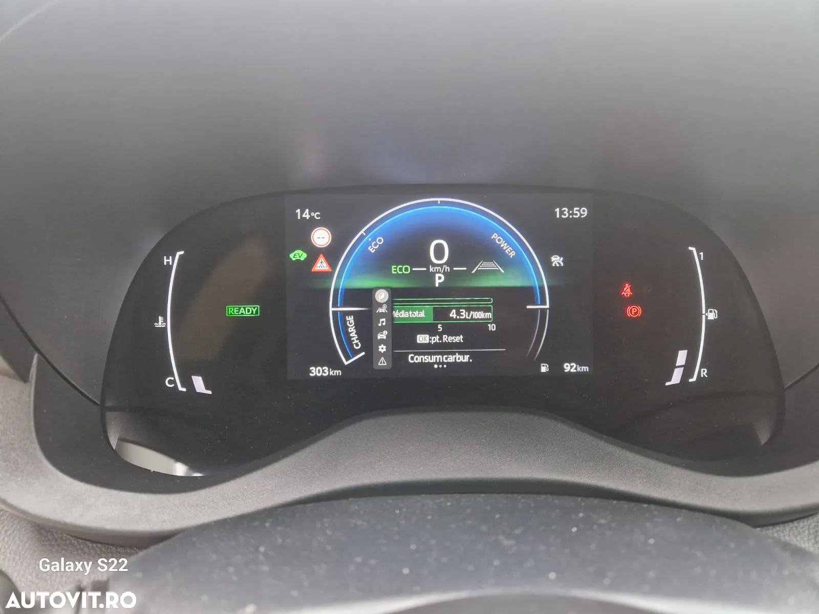 Toyota Yaris - 13