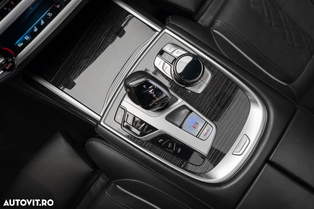 BMW Seria 7 740d xDrive - 17