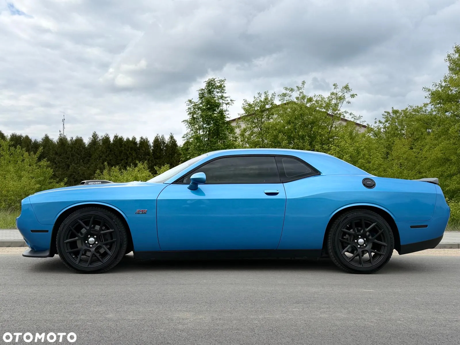 Dodge Challenger - 4