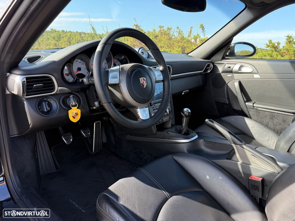 Porsche 911 (997) Carrera S - 14