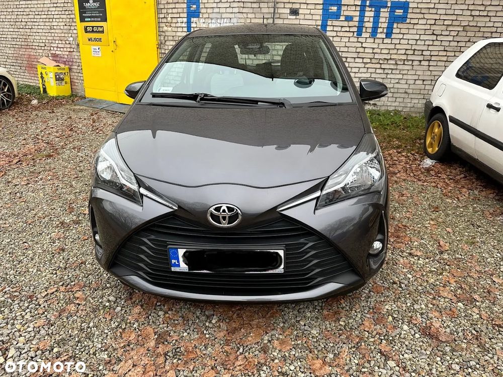 Toyota Yaris 1.5 Premium - 3