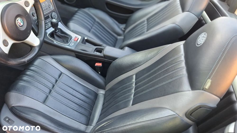 Alfa Romeo Spider 2.4 JTDM 20V DPF Exclusive - 25