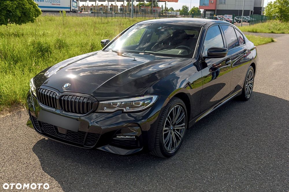 BMW Seria 3 320d xDrive mHEV M Sport - 2