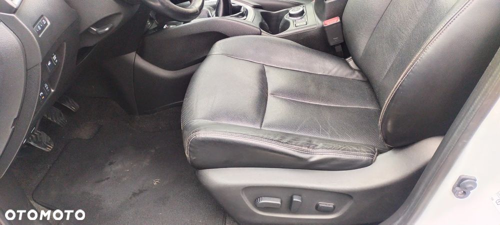Nissan X-Trail 1.6 DCi ALL-MODE 4x4i N-Connecta - 17