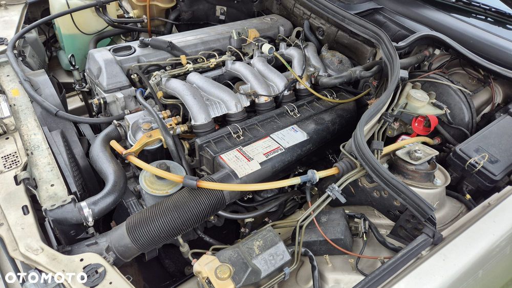 Mercedes-Benz W124 (1984-1993) ver-300-gd - 14