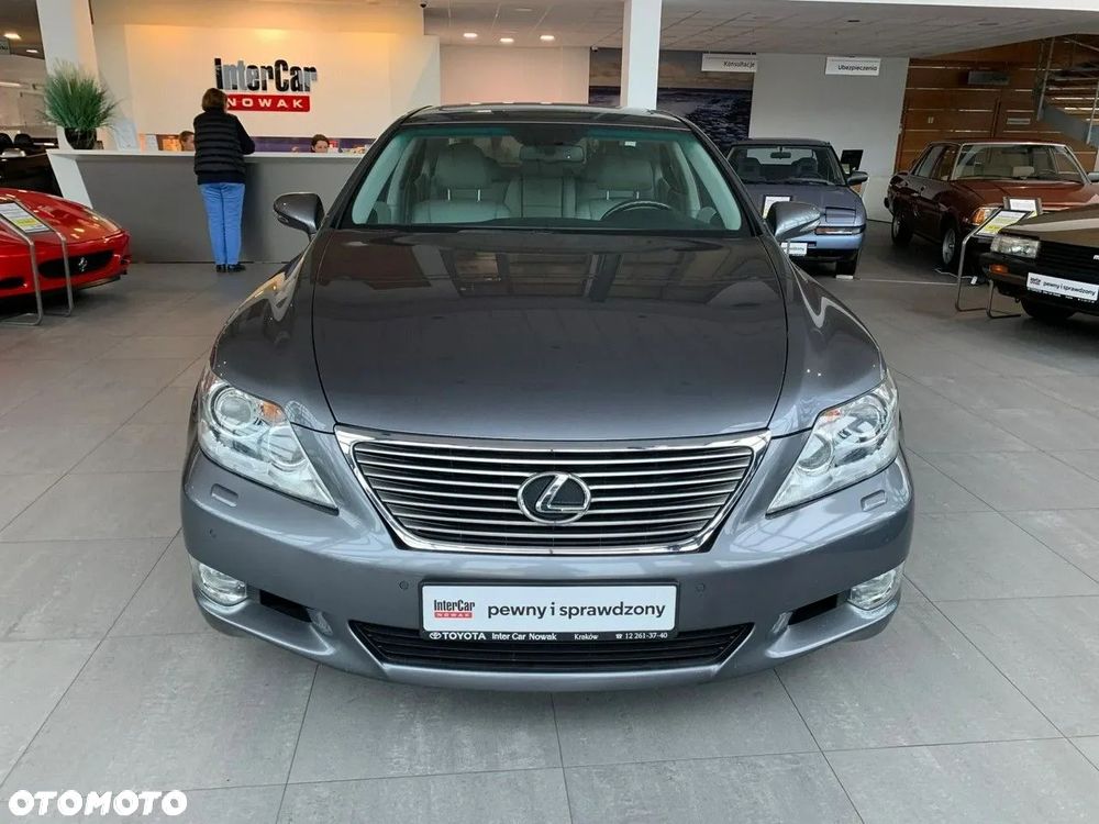 Lexus LS 460 Superior - 25