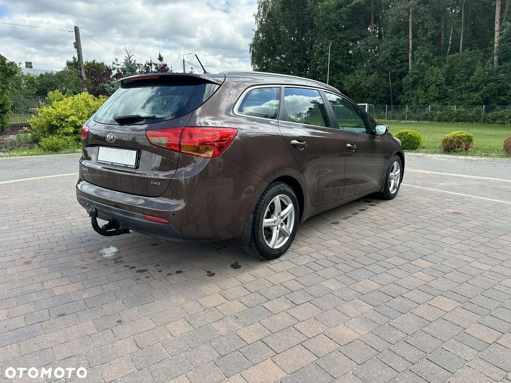Kia Ceed - 7