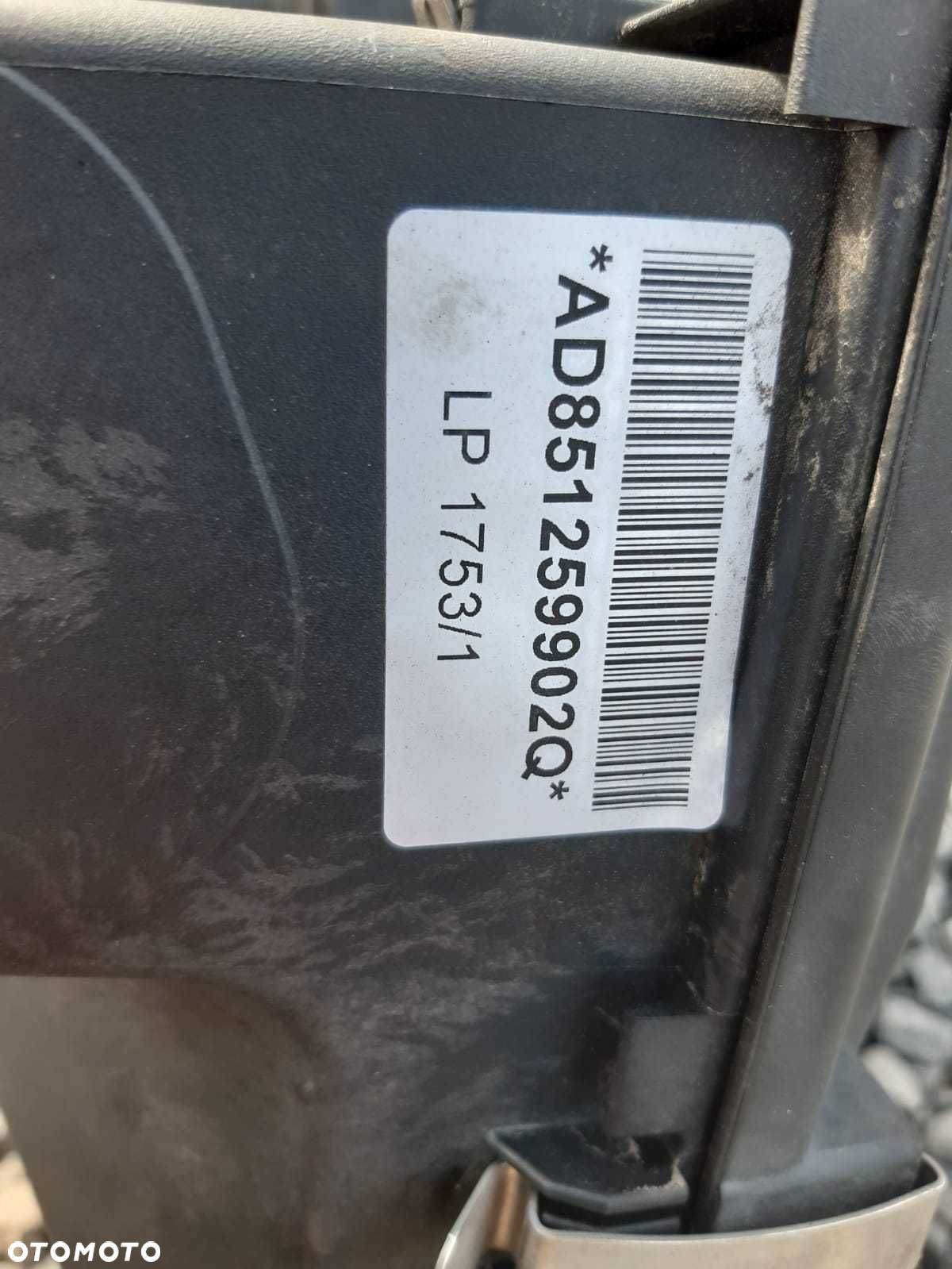 Obudowa filtra powietrza BMW E87 E90 LIFT 177 diesel N47 318d 320d - 2