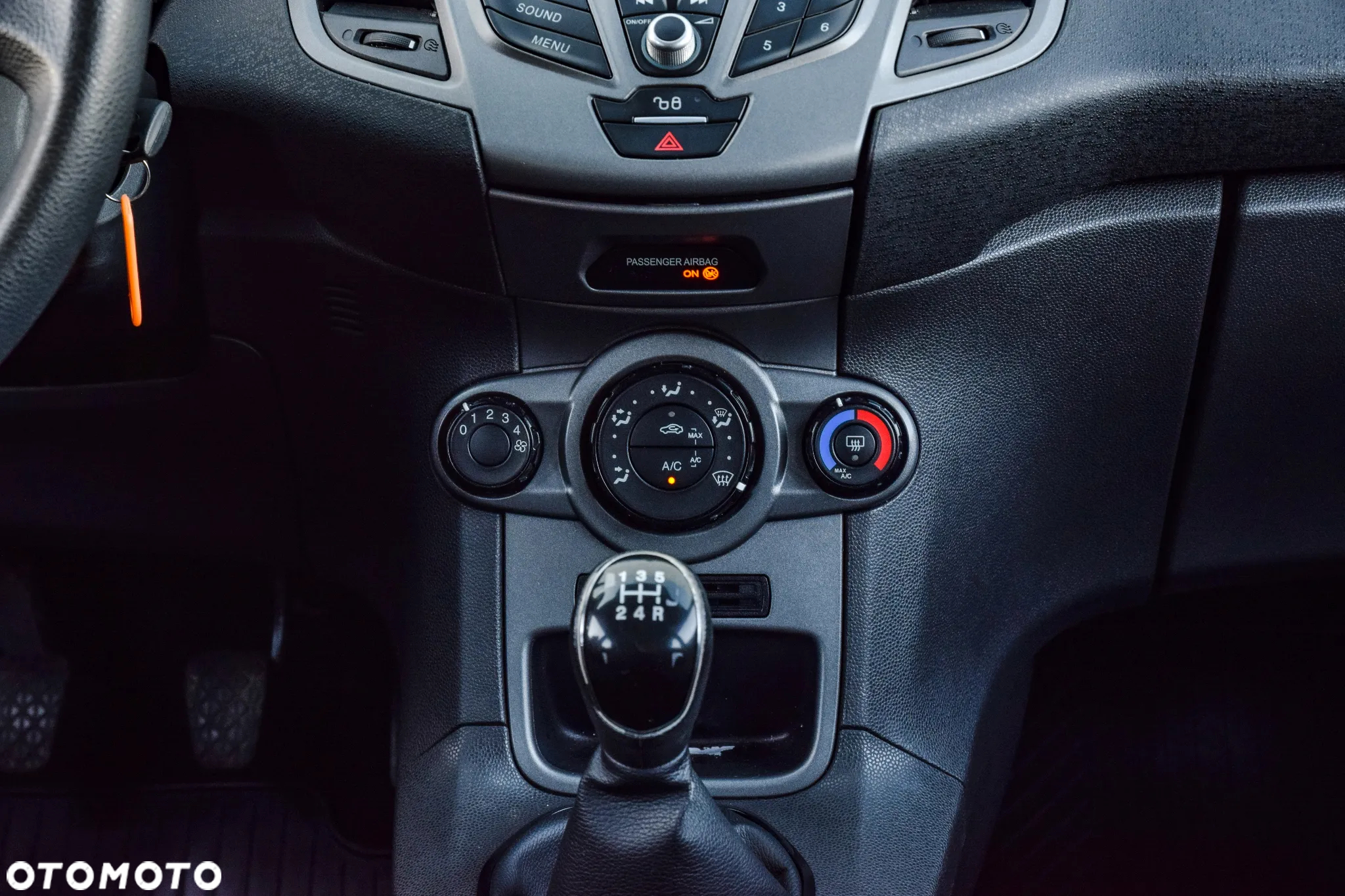 Ford Fiesta 1.25 Silver X - 31
