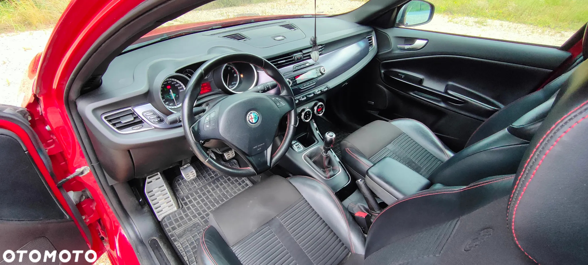 Alfa Romeo Giulietta 1750 TBi Quadrifoglio Verde - 9