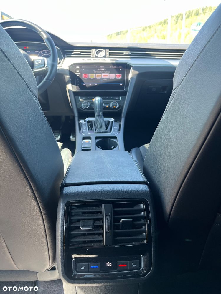 Volkswagen Arteon 2.0 TDI Bi-Turbo SCR 4Mot R-Line Edition DSG - 28