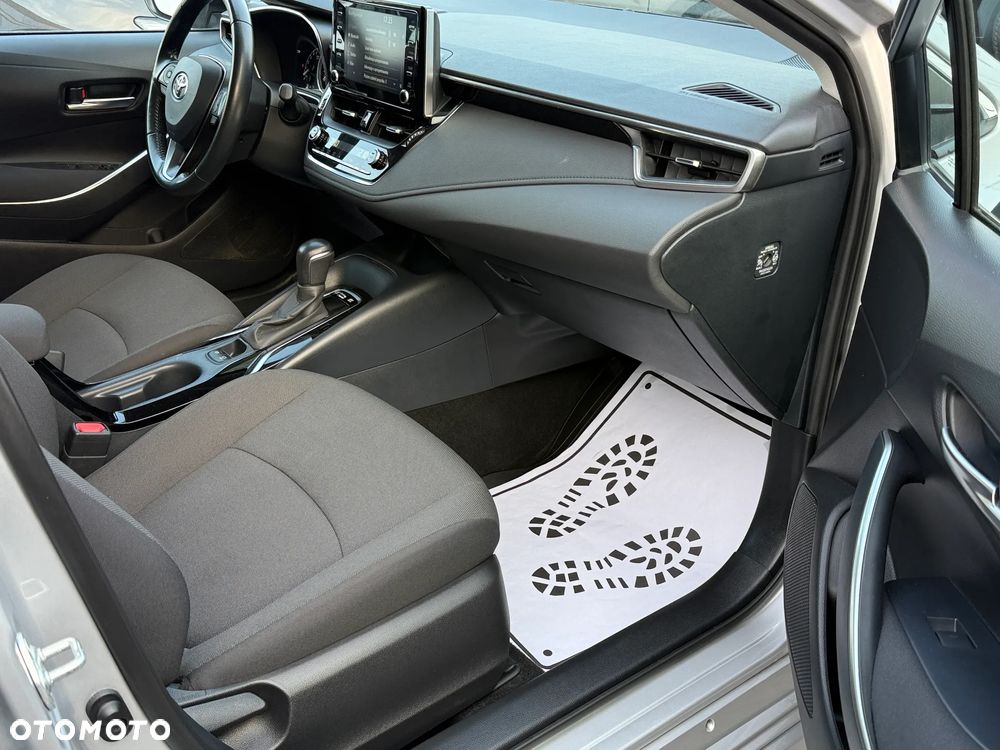 Toyota Corolla 1.8 Hybrid Comfort - 20