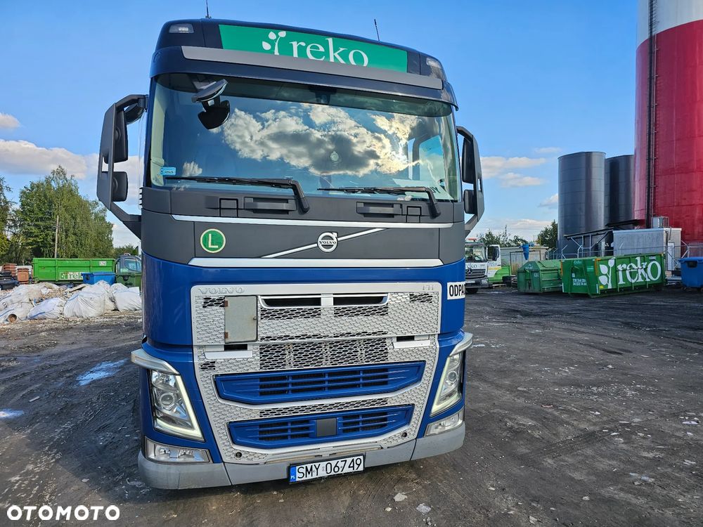 Volvo FH - 1