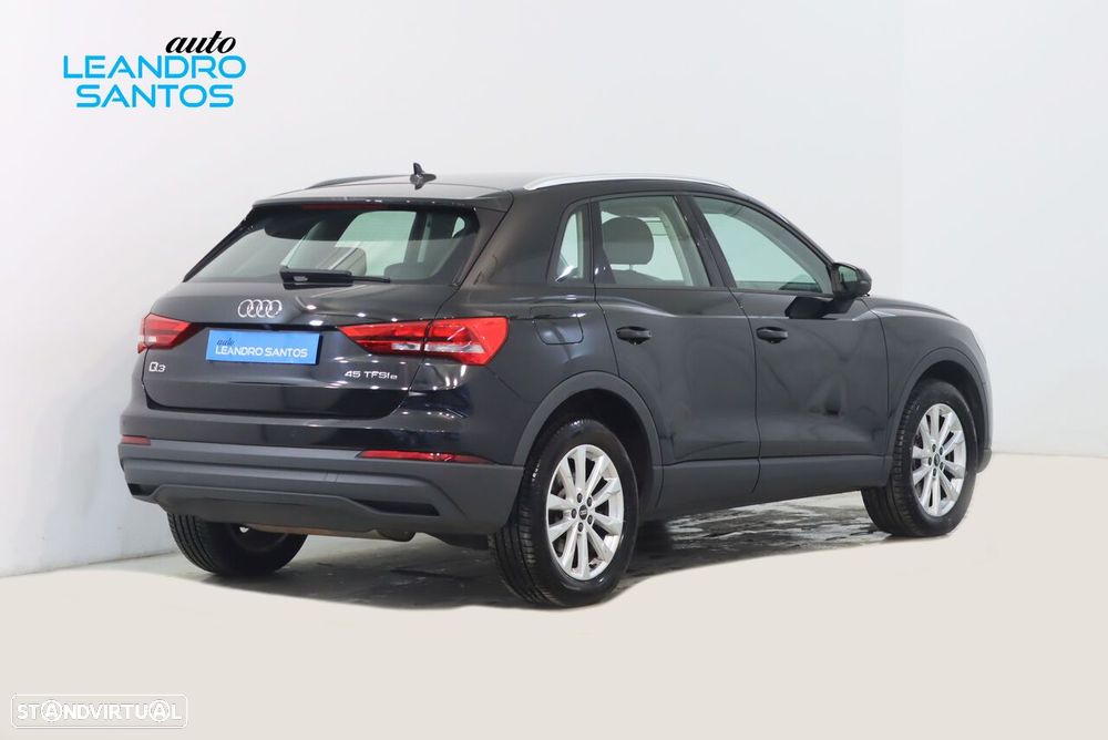 Audi Q3 45 TFSIe S tronic - 3