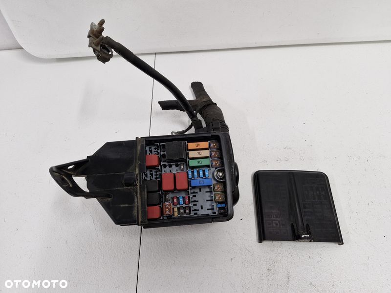 FIAT PANDA 3 III 1.2 B SKRZYNKA BEZPIECZNIKÓW KLEMA - 9