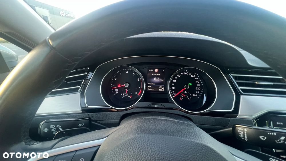 Volkswagen Passat 2.0 TSI Elegance DSG - 12