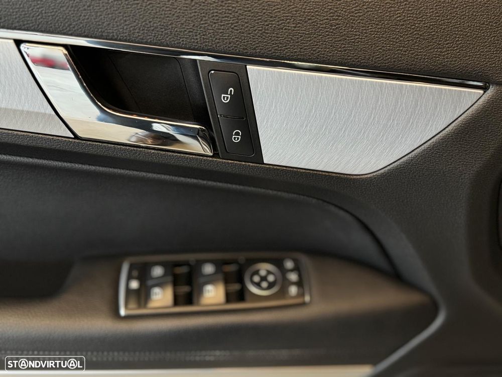 Mercedes-Benz E 250 BlueTEC Auto - 24