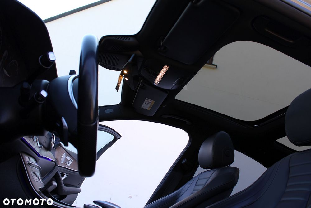 Mercedes-Benz Klasa E 400 4Matic 9G-TRONIC Exclusive - 23