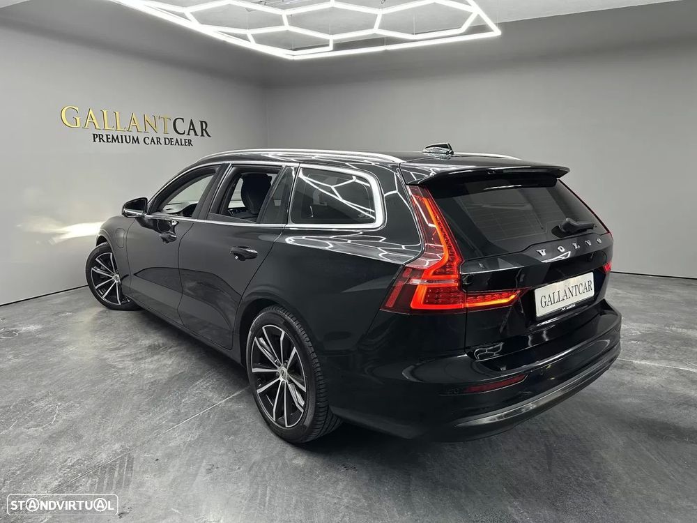 Volvo V60 2.0 T6 AWD TE Core - 21