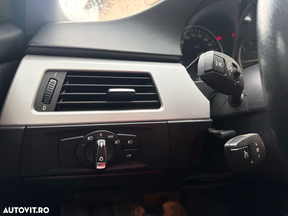 BMW Seria 3 318i Edition Lifestyle - 8