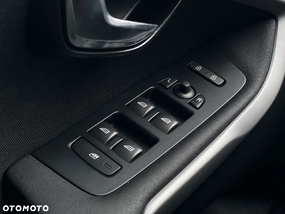Volvo V40 - 19