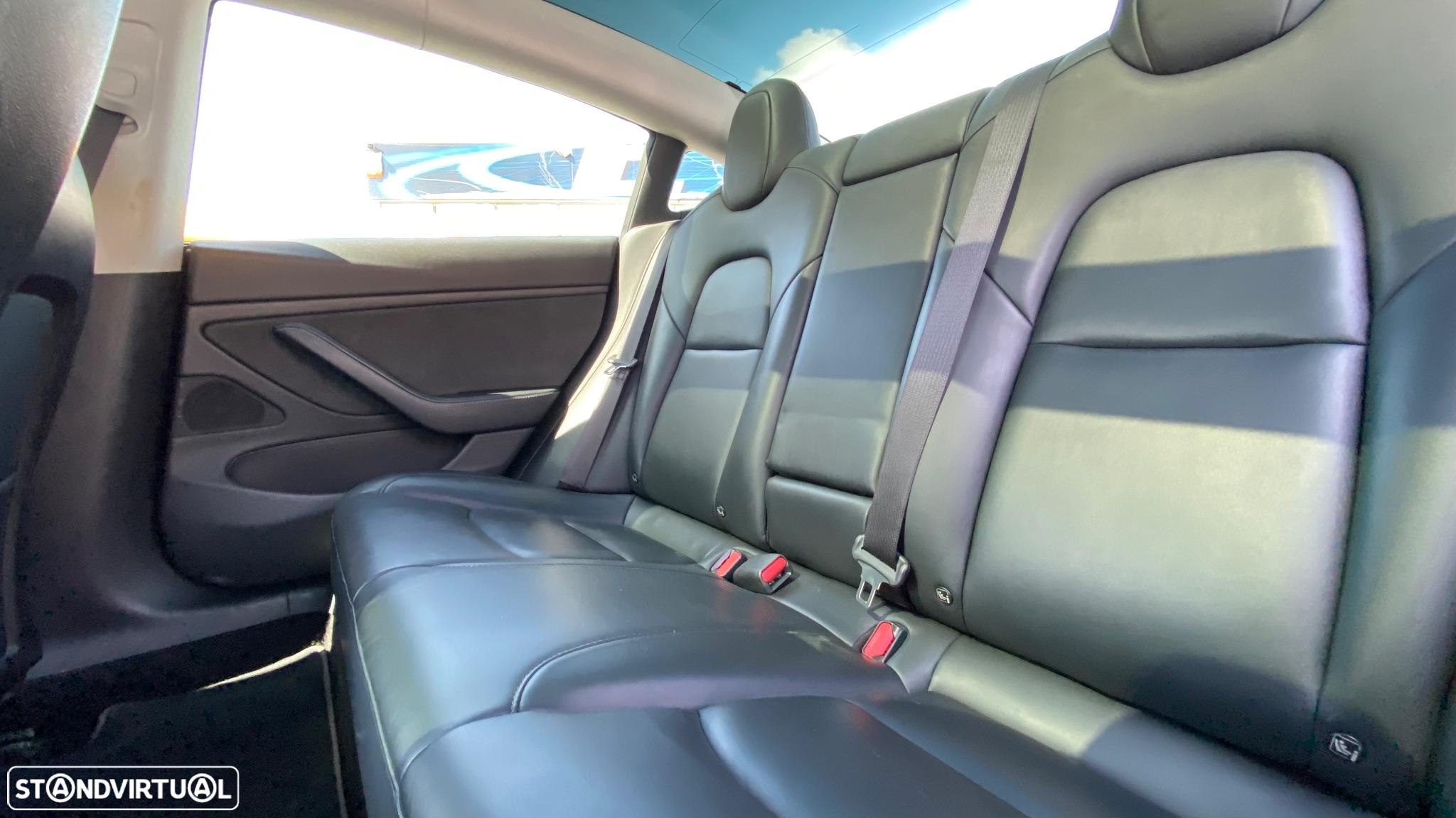 Tesla Model 3 Long-Range Dual Motor AWD - 26
