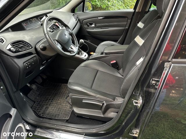 Renault Scenic 1.4 16V TCE Privilege - 11