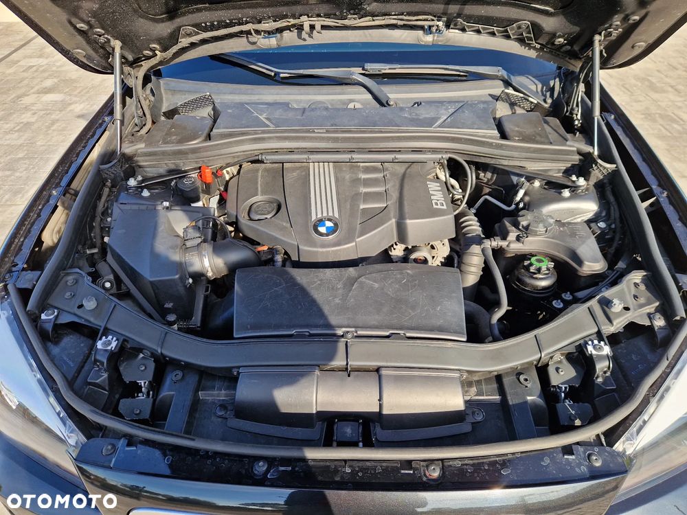 BMW X1 sDrive18d - 14