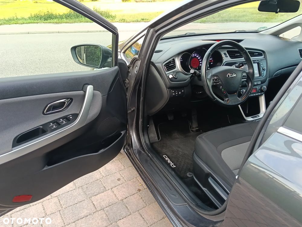 Kia Ceed 1.6 CRDi Business Line - 12