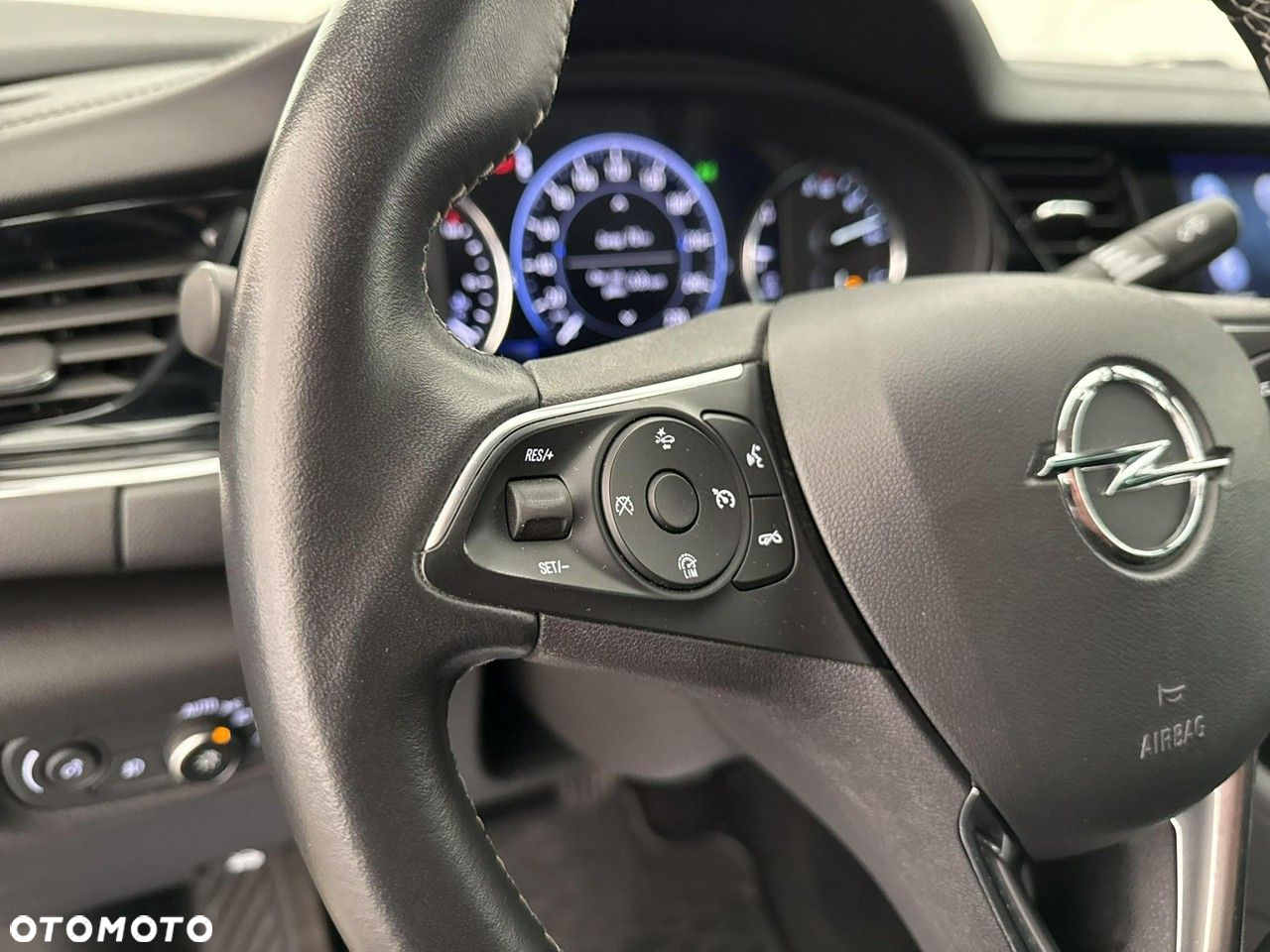 Opel Insignia - 24