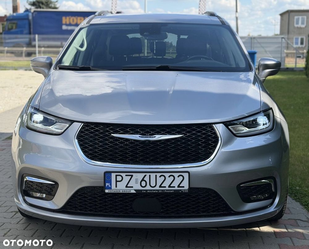 Chrysler Pacifica - 3