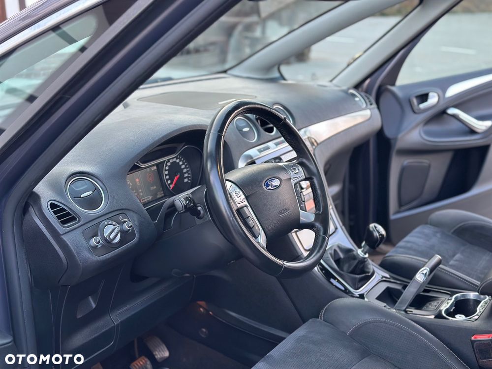 Ford S-Max 2.0 TDCi DPF Titanium - 26