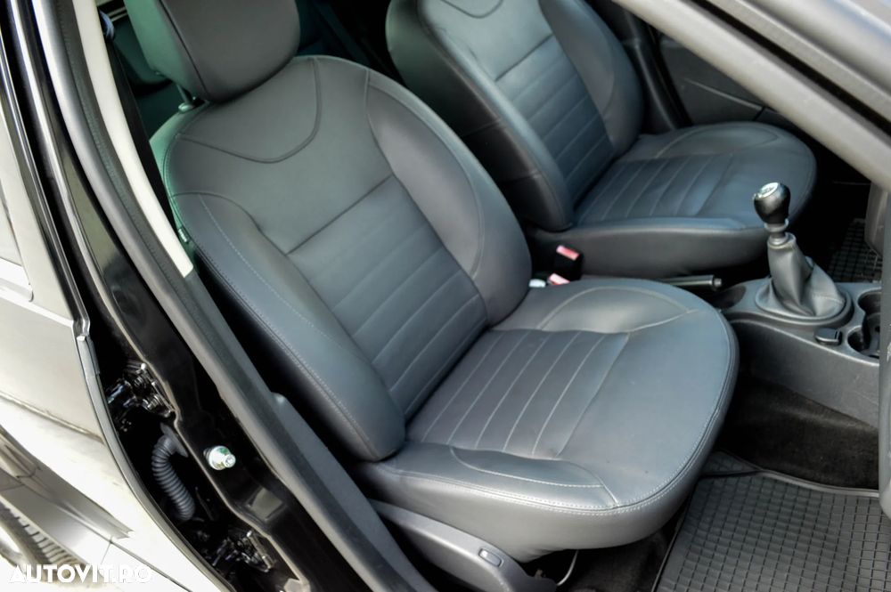 Dacia Duster 1.5 dCi 4x2 Prestige - 28