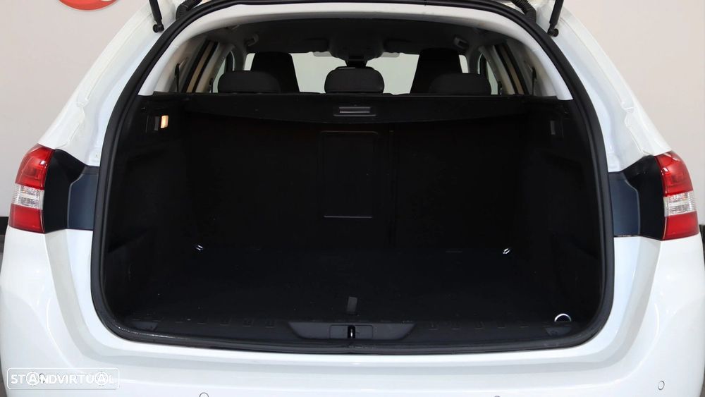 Peugeot 308 SW - 16