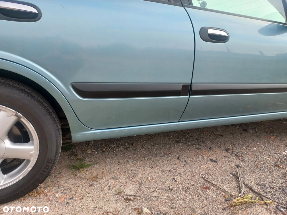 Nissan Almera - 18