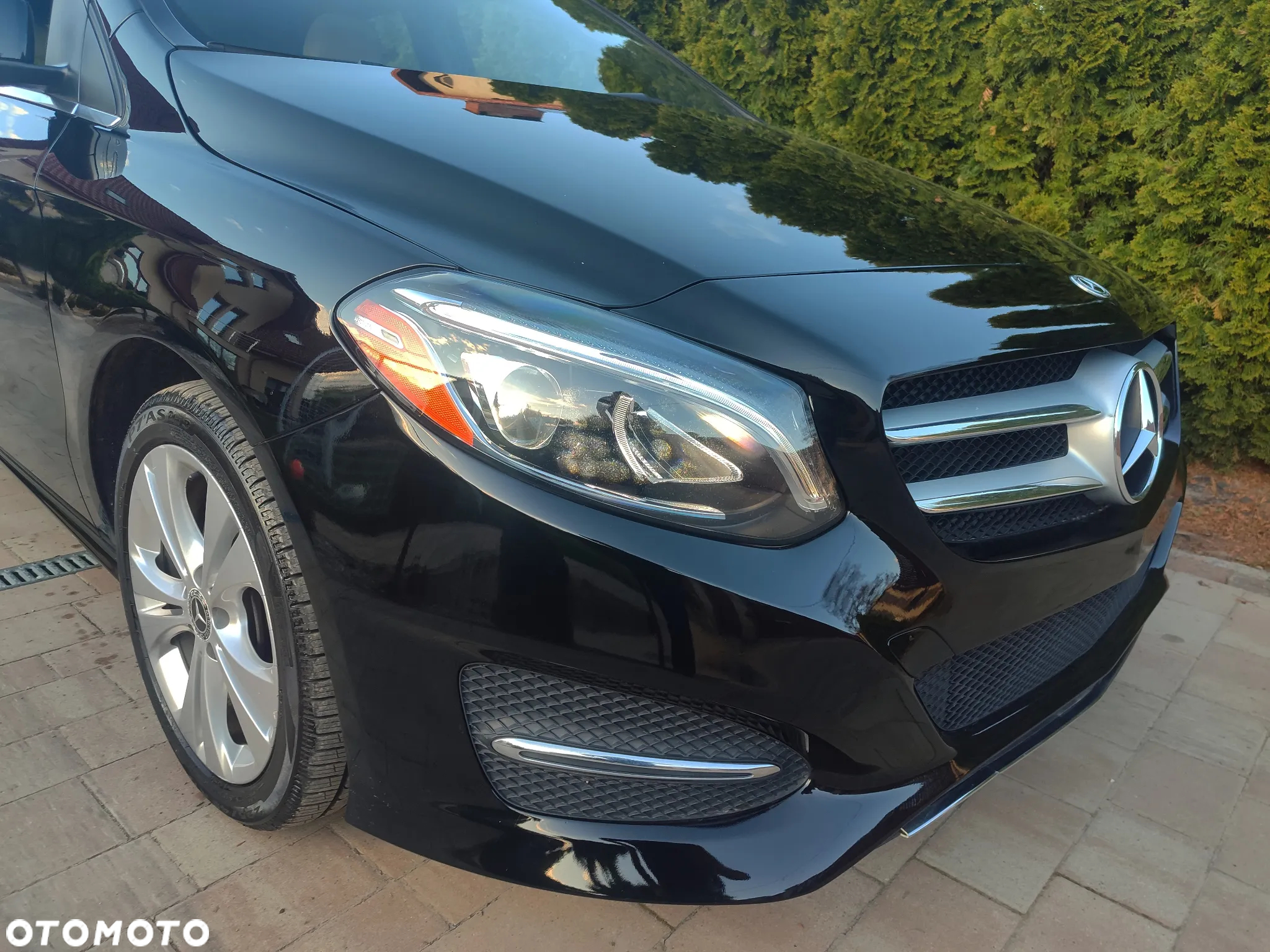 Mercedes-Benz Klasa B 250 4Matic 7G-DCT - 14