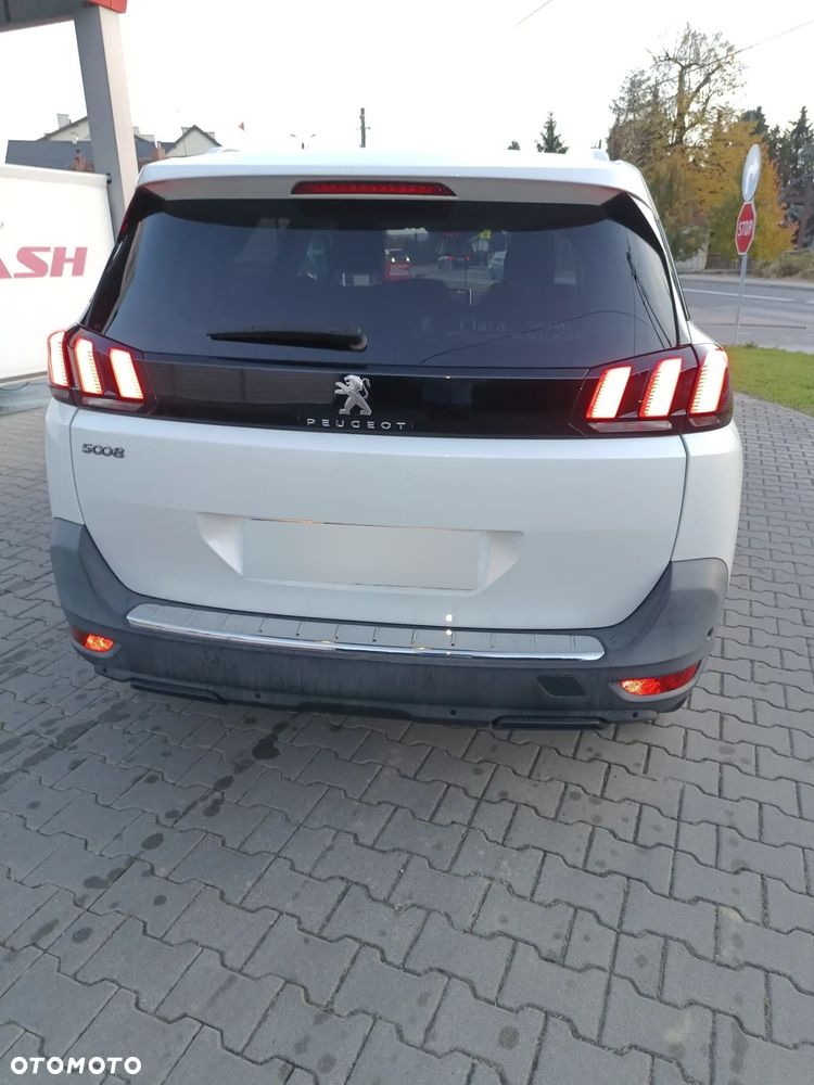 Peugeot 5008 1.6 THP Allure S&S EAT6 - 11