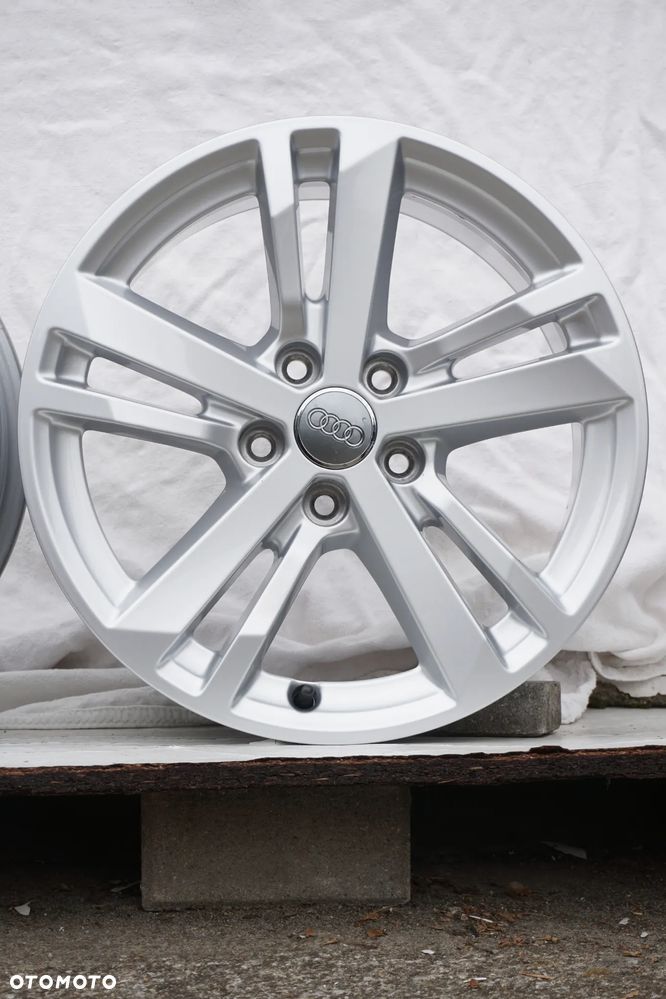 Audi Q3 5x112 17 7J et40 stan bdb- - 6