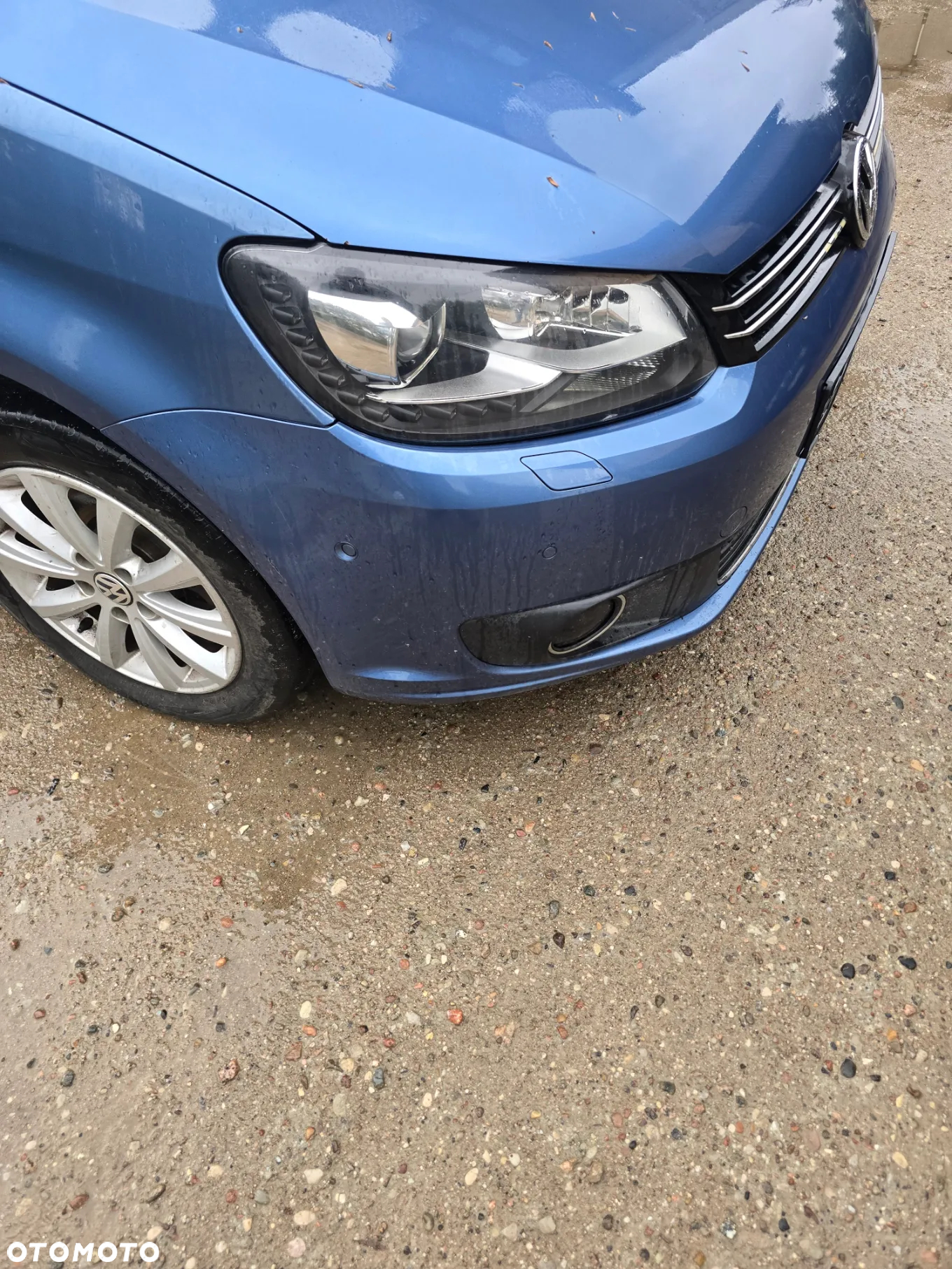 Volkswagen Touran 2.0 TDI DPF BlueMotion Technology DSG Highline - 3