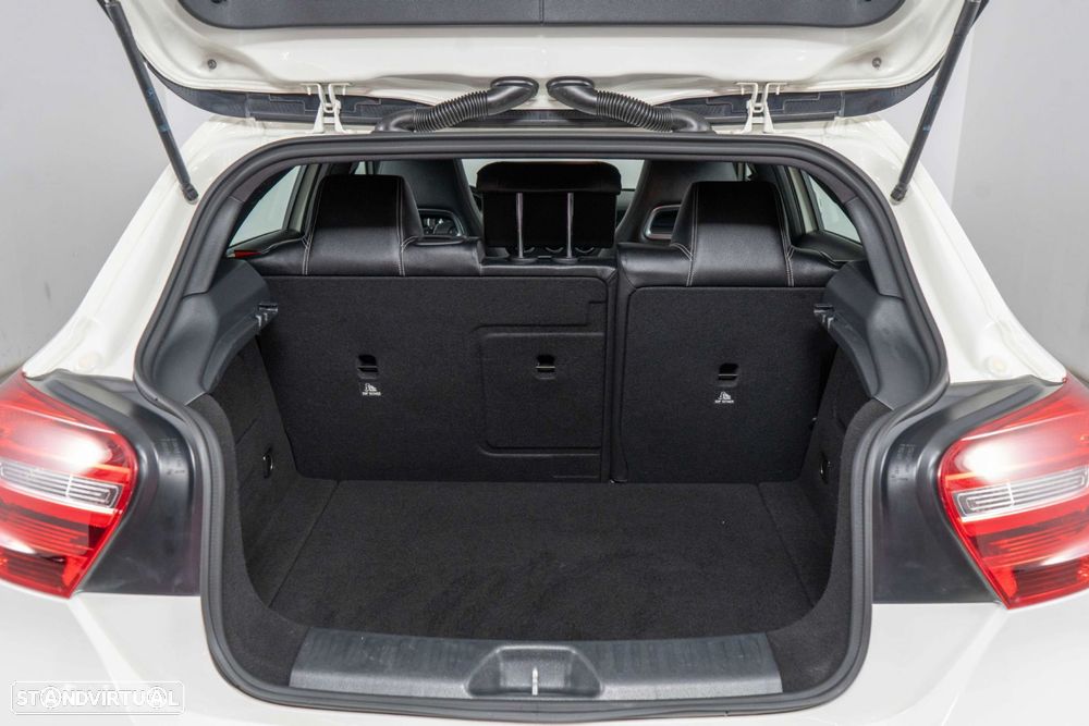 Mercedes-Benz A 180 CDi BE Urban - 14