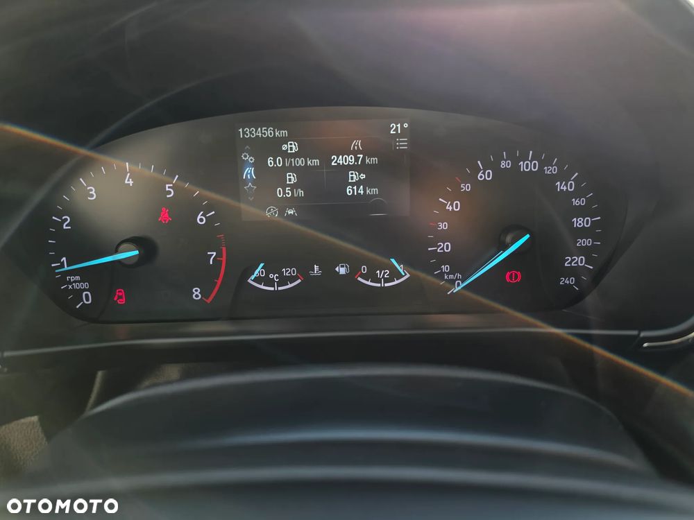 Ford Focus 1.0 EcoBoost Titanium - 12