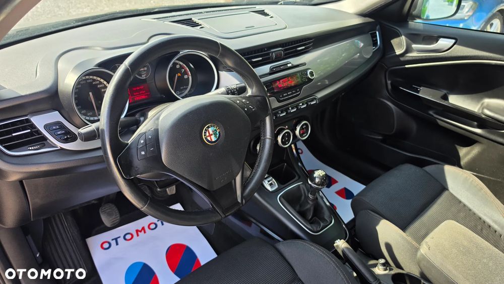 Alfa Romeo Giulietta - 12