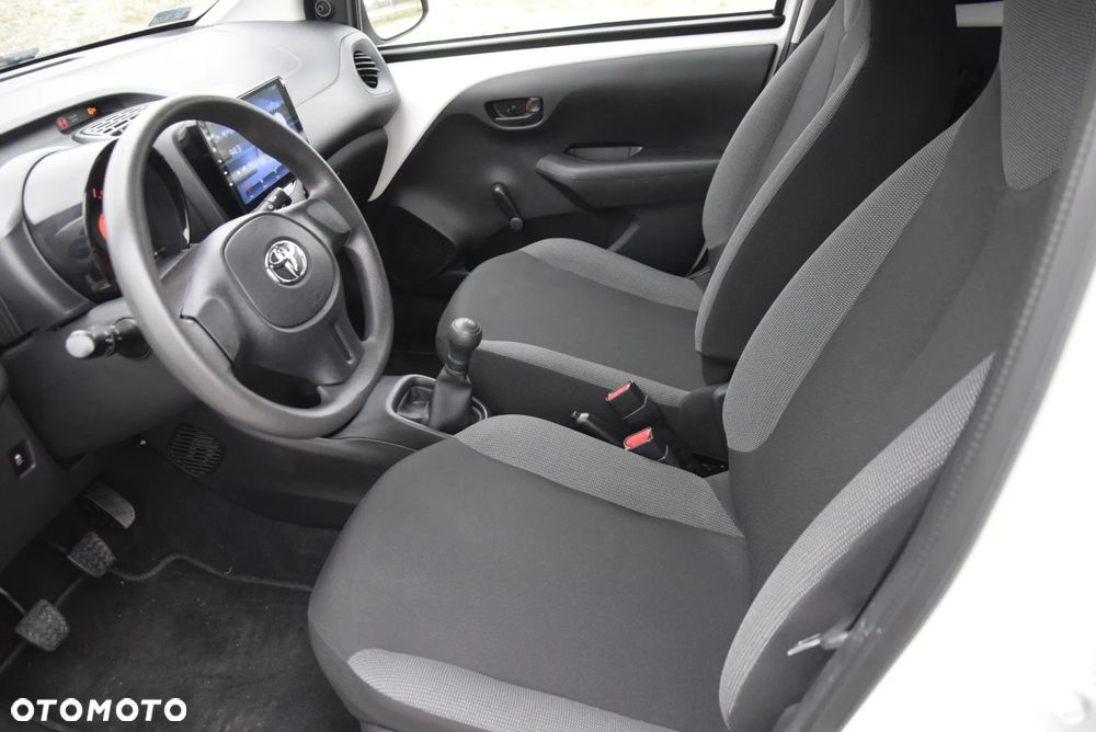 Toyota Aygo - 11