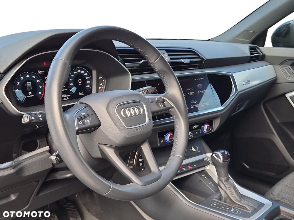 Audi Q3 Sportback - 9