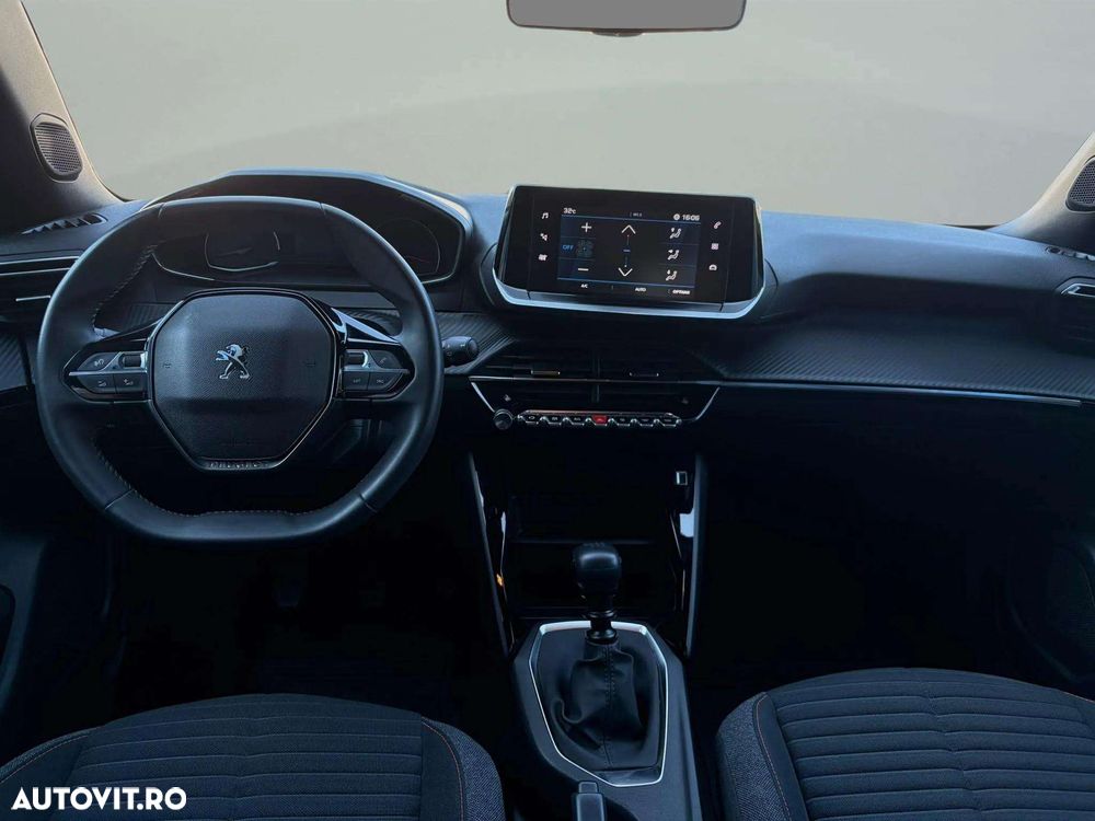 Peugeot 2008 1.2 L PureTech STT Active - 15