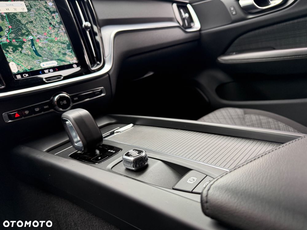 Volvo V60 B3 B Geartronic Momentum Pro - 12
