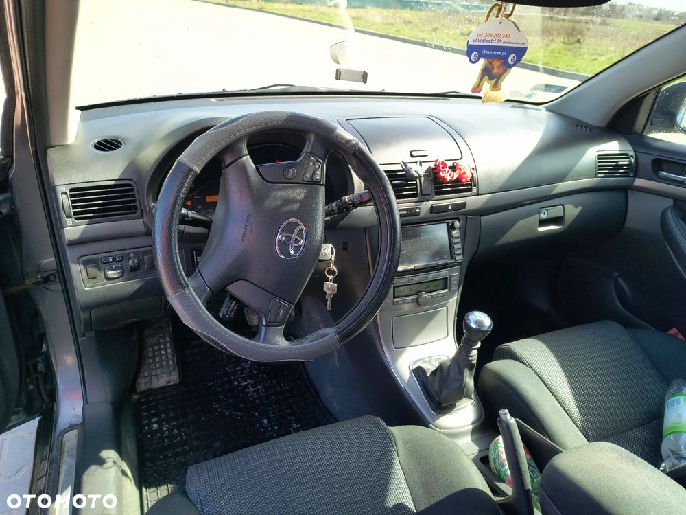 Toyota Avensis 2.0 D-4D - 4